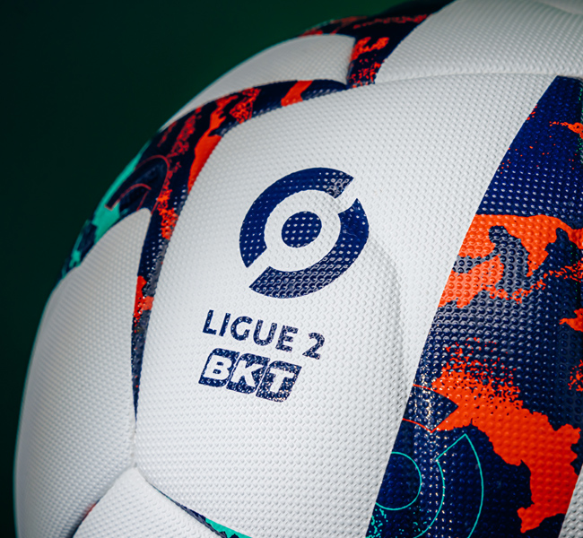 Le ballon de la Ligue 2 BKT dévoilé - Paris FC